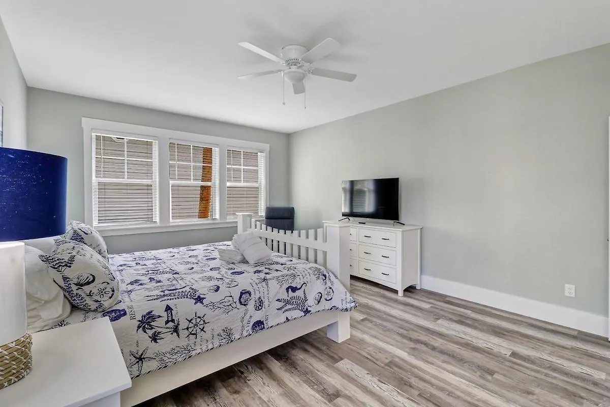 7 Bed 6 And One Half Bath With Private Pool Spa & Private Beach Access Hilton Head Island