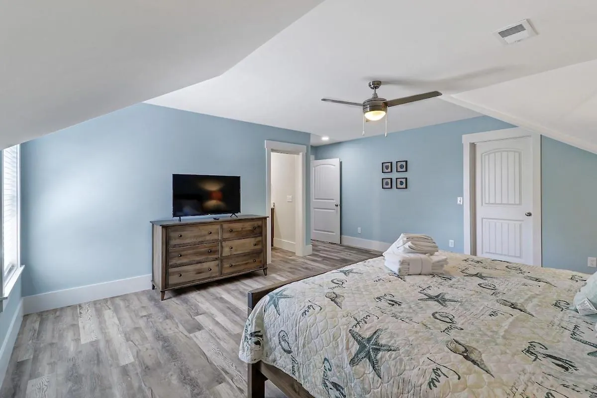 7 Bed 6 And One Half Bath With Private Pool Spa & Private Beach Access Hilton Head Island United States